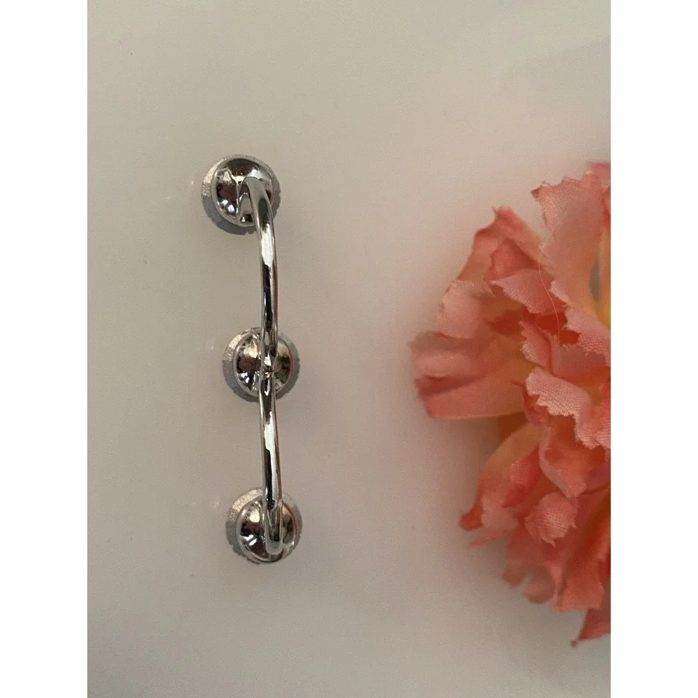 Silver Tone Authentic Design Double Finger Ring With Clear Large Rhinestones EUC